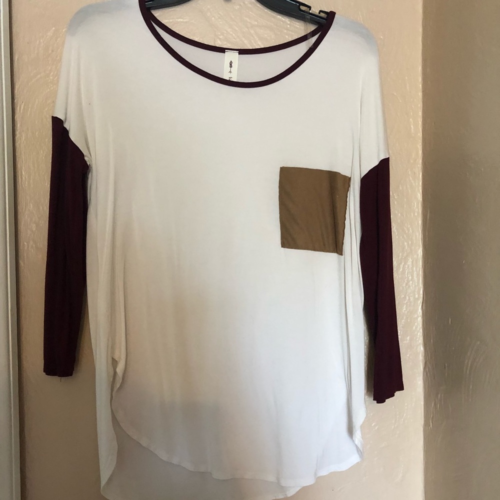 Oversized 3/4 length sleeve shirt!